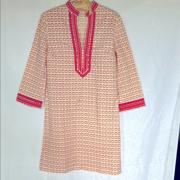 Tory Burch Dresses & Skirts - TORY BURCH orange, red, cream square printed mini dress w/3/4 sleeves. Size 2